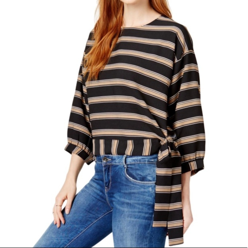 🎉CLOSET CLEAROUT🎉 J.O.A 3/4Sleeve Striped Blouse